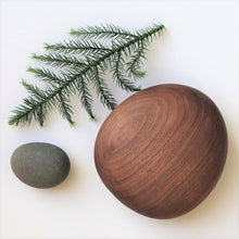 Load image into Gallery viewer, Pebble Accessories Box