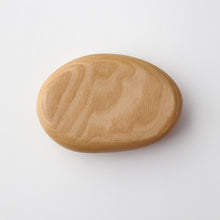 Load image into Gallery viewer, Beech Wood Pebble Candle Holder