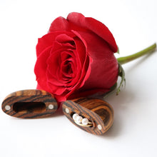 Load image into Gallery viewer, Pebble Ring Box