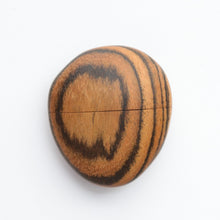 Load image into Gallery viewer, Pebble Ring Box